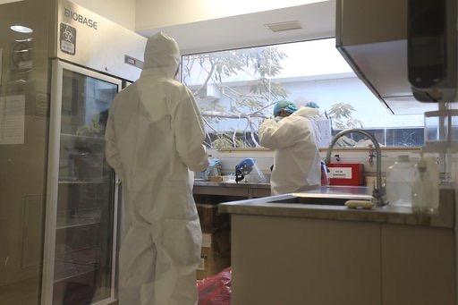 Photo of Listos los preparativos para que el Laboratorio Estatal de Salud Pública pueda procesar más pruebas de diagnóstico de Covid-19