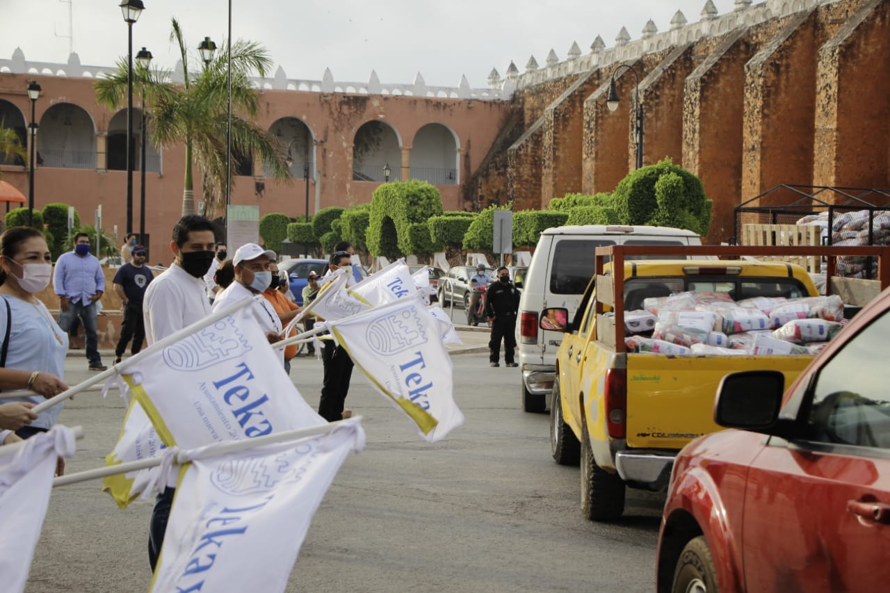 Photo of Inicia en Tekax la entrega de despensas para la población afectada por el Coronavirus