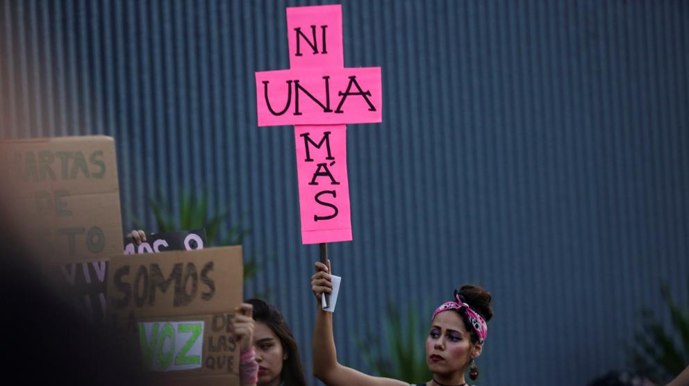 Photo of Asegura AMLO que 90% de llamadas que denuncian violencia contra mujeres son falsas