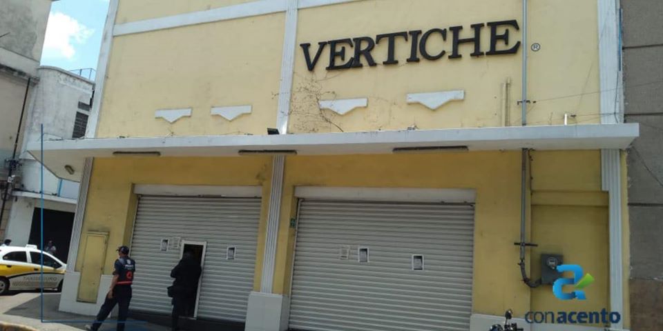 Photo of Dos comercios en Mérida que trabajaban a puerta cerrada fueron clausurados