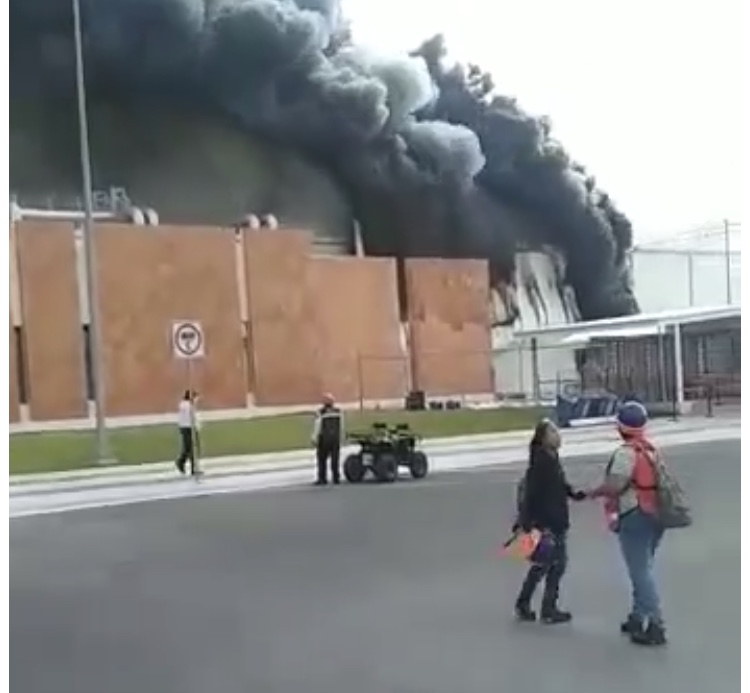 Photo of Se incendia la planta de Kekén en Sahé, el fuego arrasa con toda el inmueble