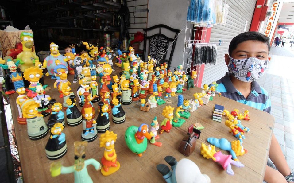 Photo of En Tamaulipas, niño vende su colección de ‘Los Simpson’ para ayudar a su familia