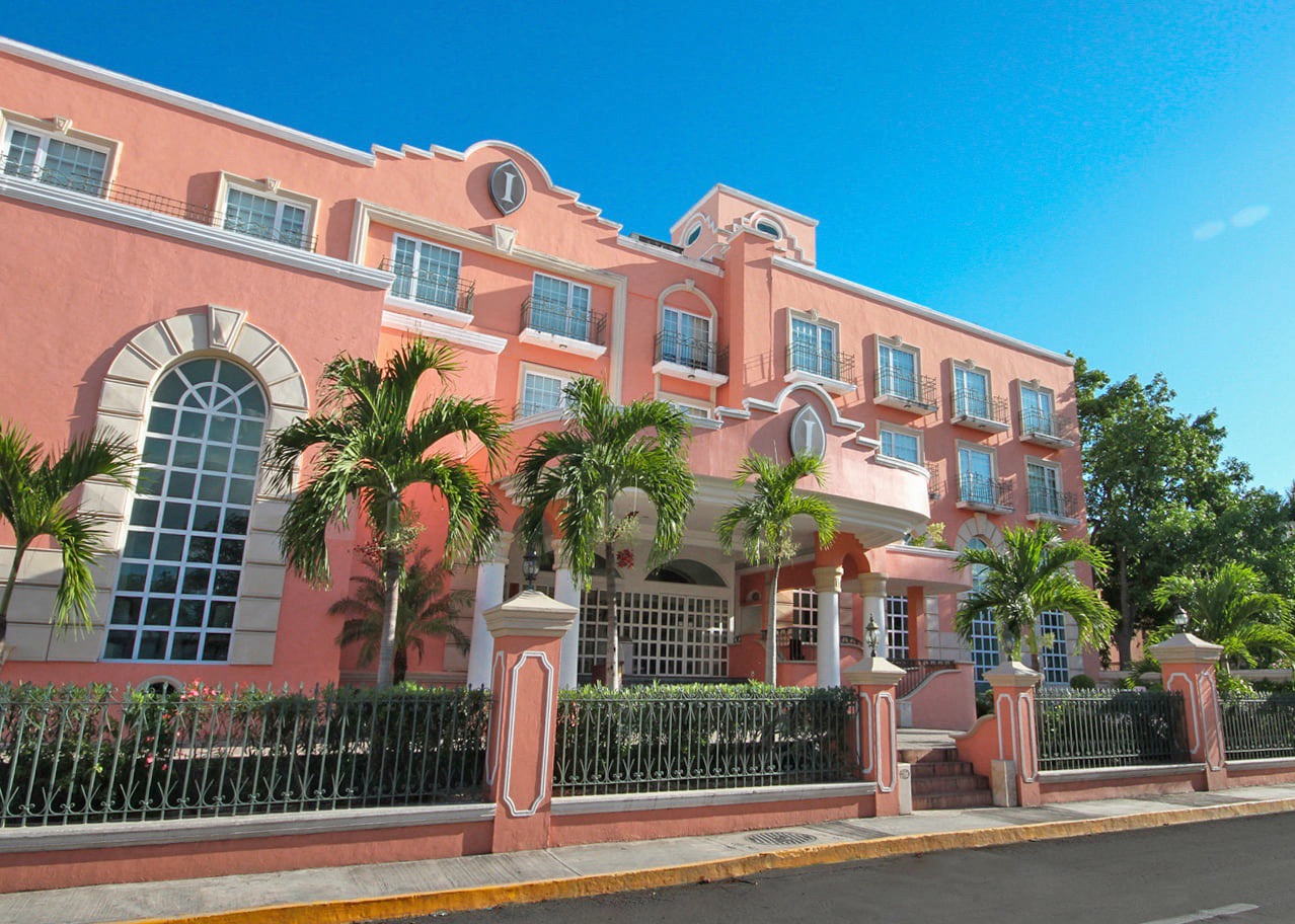Photo of El Hotel Villa Mercedes sigue firme en Mérida: reabre este verano, afirma Grupo Meca