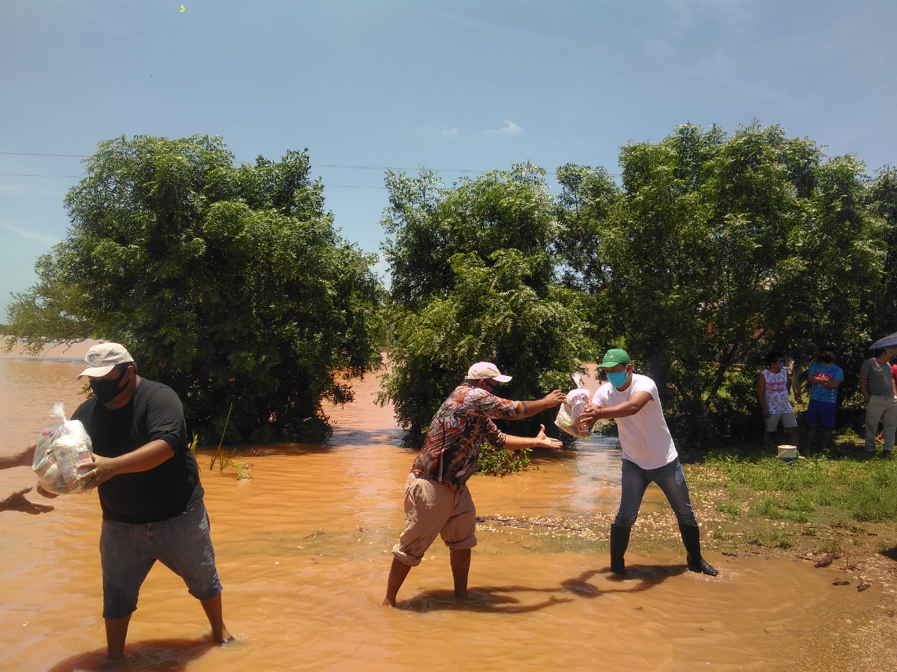 Photo of Más de 20 agrupaciones exigen apoyo a comunidades mayas afectadas por inundaciones