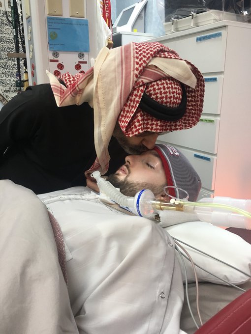 Photo of Millonario príncipe árabe lleva 15 años en coma, ¿por qué se niegan a desconectarlo?