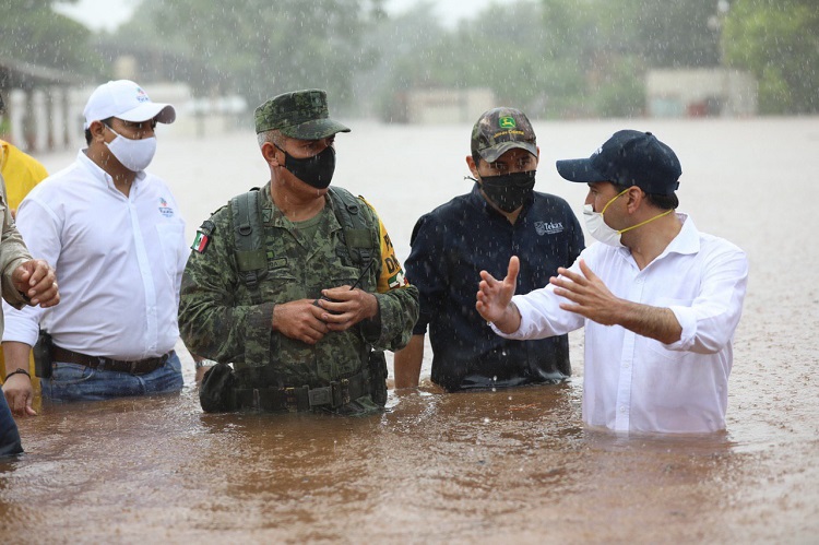 Photo of Vila recorre zonas afectadas en el sur por la tormenta tropical «Cristóbal»