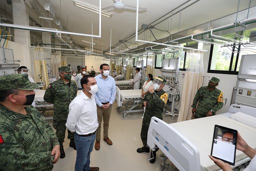 Photo of Vila visita la nueva Unidad Operativa de Terapia Intensiva Covid de la X Región Militar