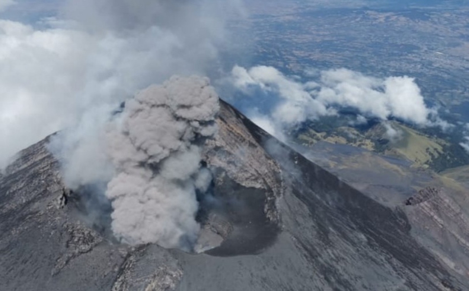 Photo of Detectan cráter interno en el volcán Popocatépetl