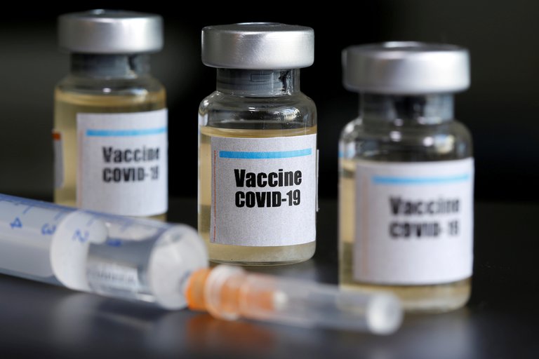 Photo of La Universidad de Oxford anunció los primeros resultados de su vacuna contra el coronavirus: genera anticuerpos y es segura