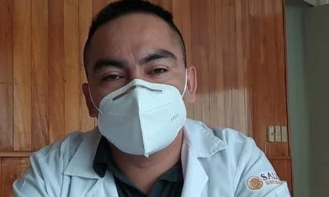 Photo of Encarcelan a médico tras la muerte por covid-19 de un “influyente político” en Chiapas