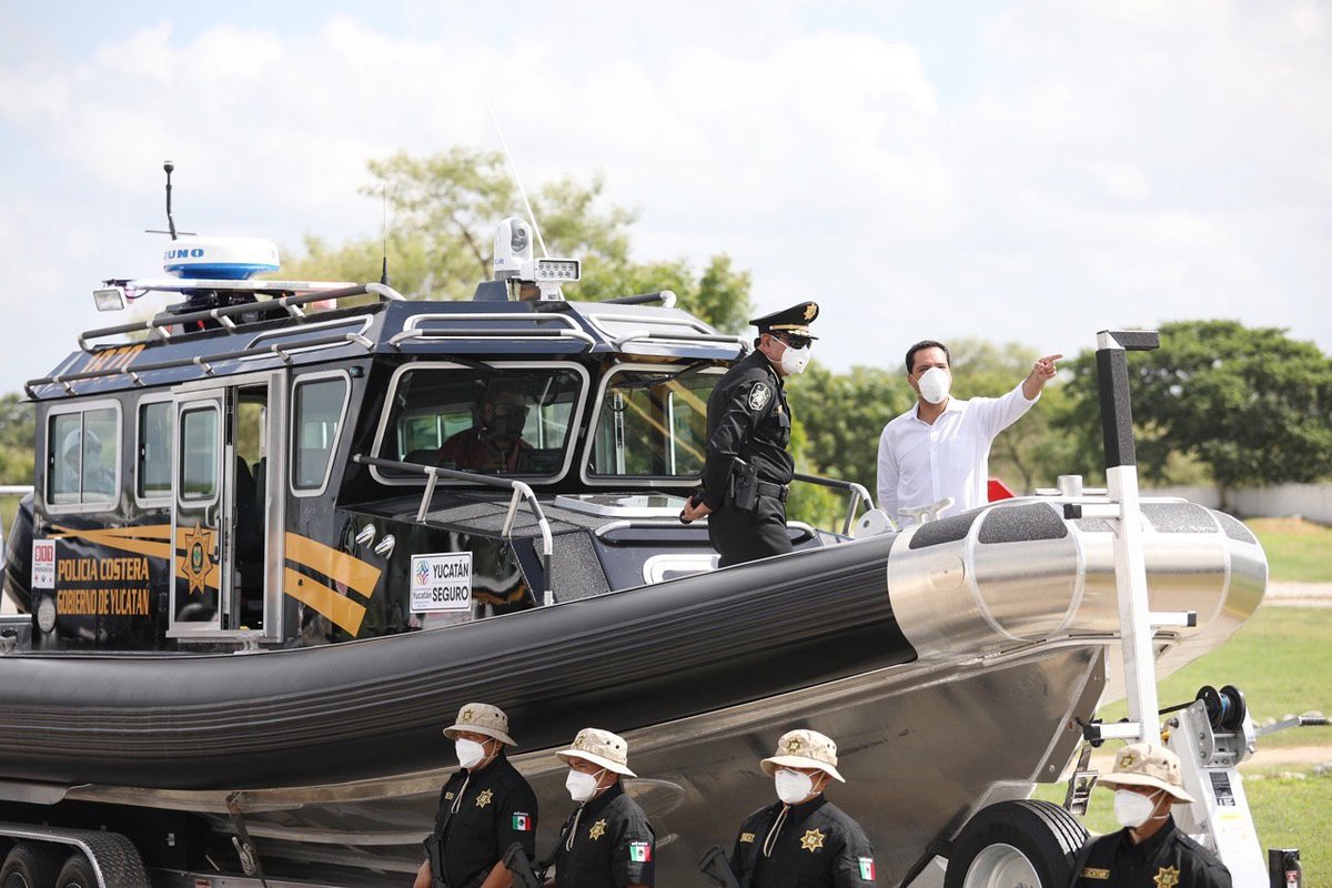 Photo of Gobierno del Estado refuerza la vigilancia en la costa yucateca con modernas embarcaciones tipo patrulla