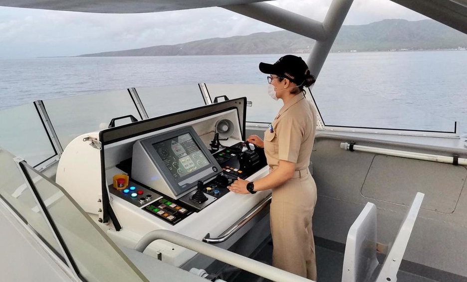 Photo of Carolina Cházaro, la primera mujer al mando de patrulla costera de la Marina