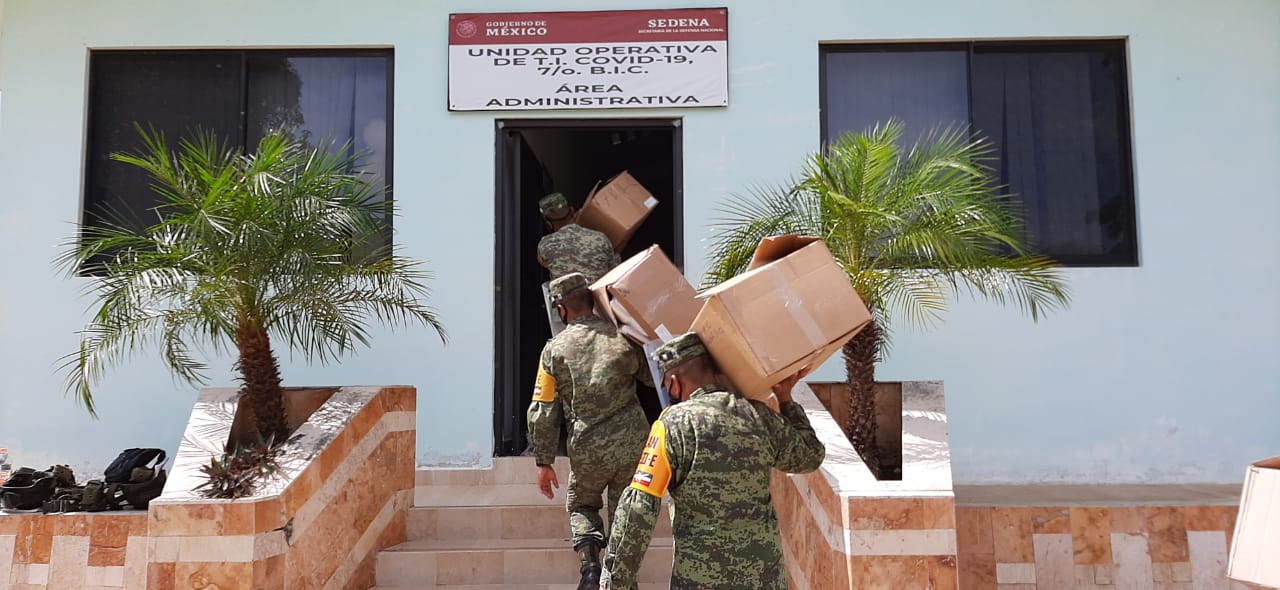 Photo of Envía Sedena 7 toneladas de equipo médico de protección personal para sus unidades Covid de Yucatán
