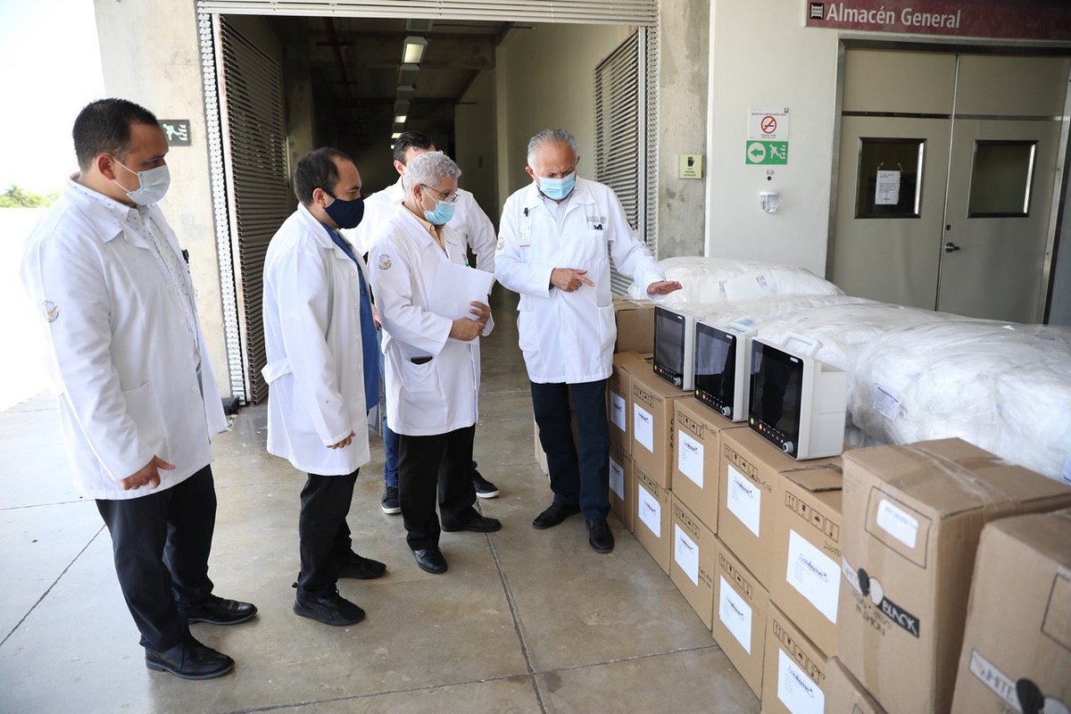 Photo of Gobierno de Yucatán entrega al HRAE equipo moderno y material para la protección del personal médico