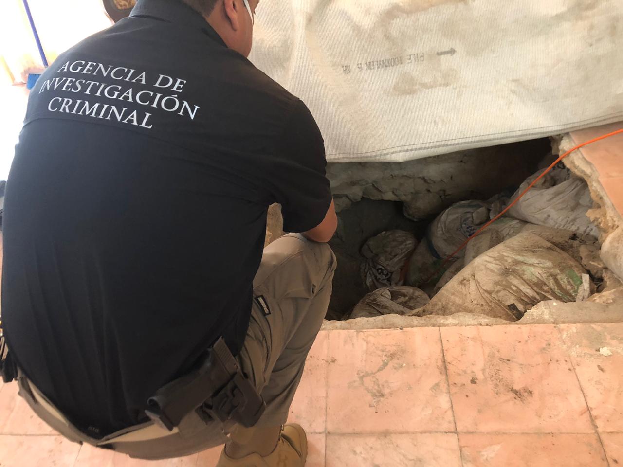 Photo of FGR confirma toma clandestina de Pemex dentro de una casa de Progreso