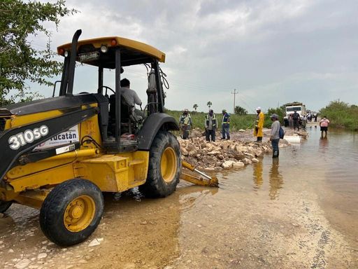 Photo of No se reportan carreteras inaccesibles hasta el momento en Yucatán