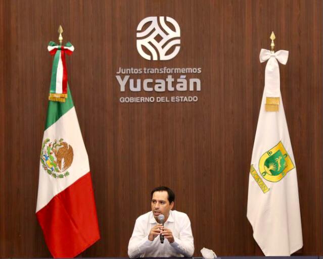 Photo of El gobernador Mauricio Vila anuncia suspensión de actividades por el huracán Delta