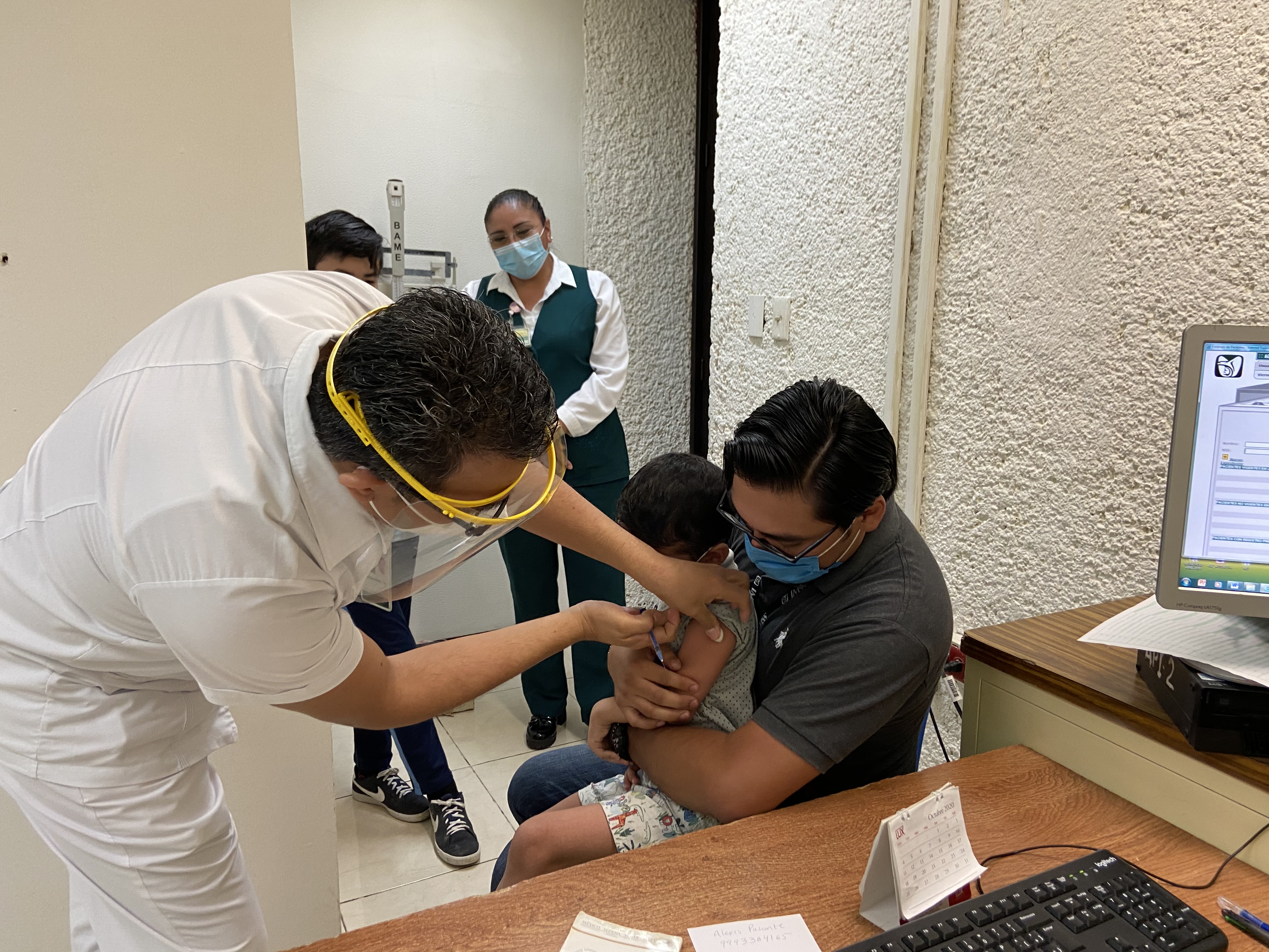 Photo of IMSS Yucatán inicia aplicación de vacuna anti-influenza a grupos de riesgo