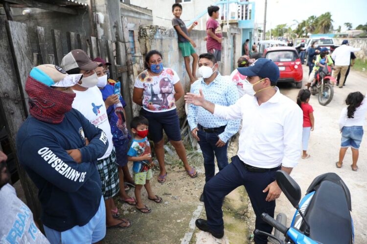 Photo of Supervisa el Gobernador Mauricio Vila labores de evacuación de la población de Río Lagartos y San Felipe
