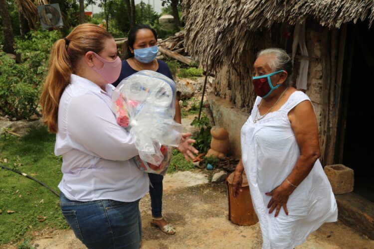 Photo of A través de Yucatán Solidario, empresas continúan apoyando a las familias yucatecas