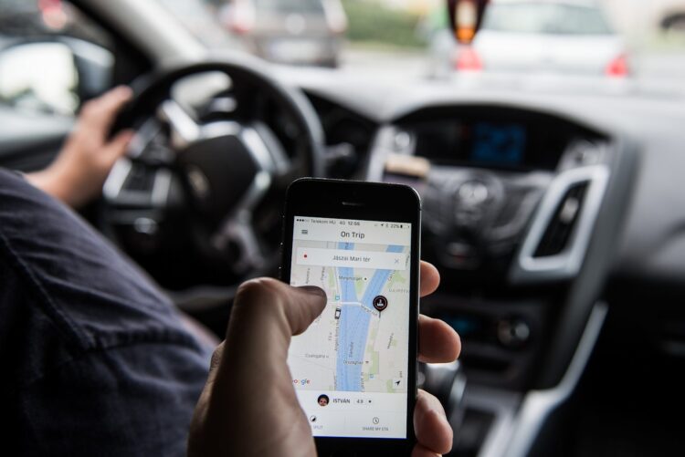 Photo of Uber permite grabar el audio de los viajes para mayor seguridad
