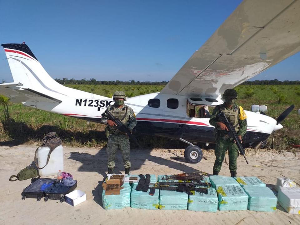 Photo of Cae avioneta con más de 350 kilos de posible cocaína
