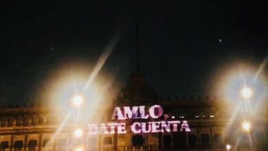 Photo of Proyectan ‘AMLO, date cuenta’ en Palacio Nacional