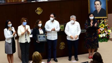 Photo of Reconocen trayectoria de investigadora yucateca