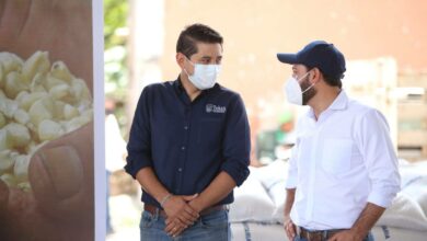 Photo of Gobierno del Estado y Ayuntamiento de Tekax entregan apoyos