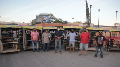 Photo of Diego Ávila entrega apoyos al transporte público de Tekax 