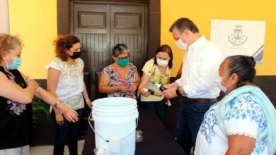 Photo of ​El Ayuntamiento brinda capacitación sobre elaboración de repelente orgánico