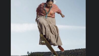 Photo of Naiomi Glasses, la mujer indígena que demuestra su talento en el skateboarding