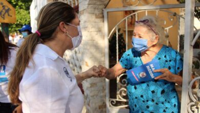 Photo of Adultos mayores, prioridad para Abril Ferreyro