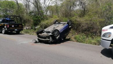 Photo of Exceso de velocidad causa volcadura en la vía Umán