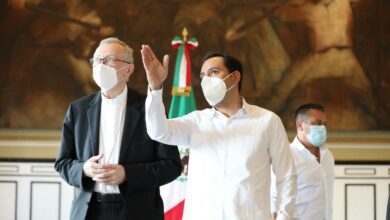 Photo of Gobernador Mauricio Vila envía carta para invitar al Papa Francisco a visitar Yucatán