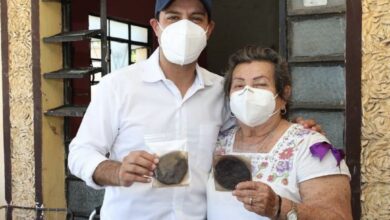 Photo of Negocio de tablillas de chocolate artesanales en Sinanché recibe visita del Gobernador
