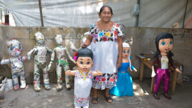 Photo of Las piñatas de mestizas de los hermanos Balam subirán al Tren Maya