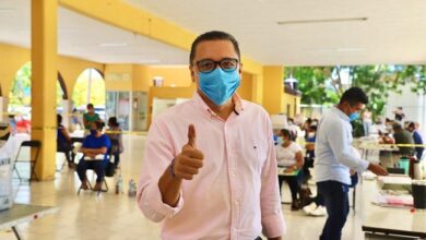 Photo of   Víctor Hugo Lozano vota en Cholul y destaca la participación de los meridanos