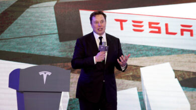 Photo of AMLO quiere vender el vender el avión presidencial a Elon Musk