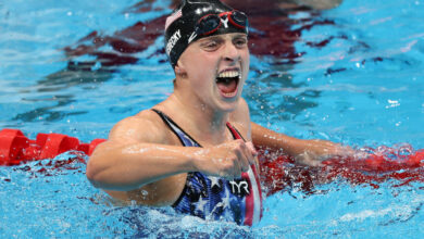 Photo of Katie Ledecky, la primera mujer en ganar oro en mil 500 metros de natación