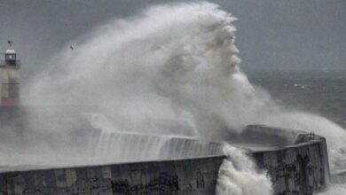 Photo of Neptuno se recrea en foto de una ola en Inglaterra