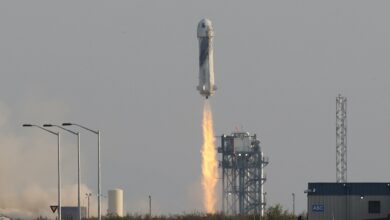 Photo of Histórico: Jeff Bezos realizó con éxito el primer vuelo al espacio con la nave New Shepard
