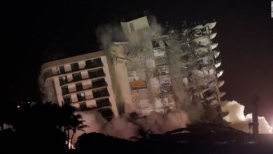 Photo of Con explosivos, derrumban edificio colapsado en Miami