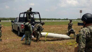 Photo of ‘Cae del cielo’ tanque de combustible con forma de misil en Tamaulipas