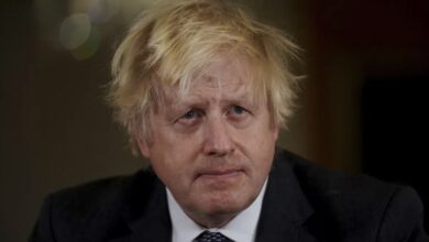 Photo of Boris Johnson confirma la muerte de una persona infectada con ómicron en Reino Unido