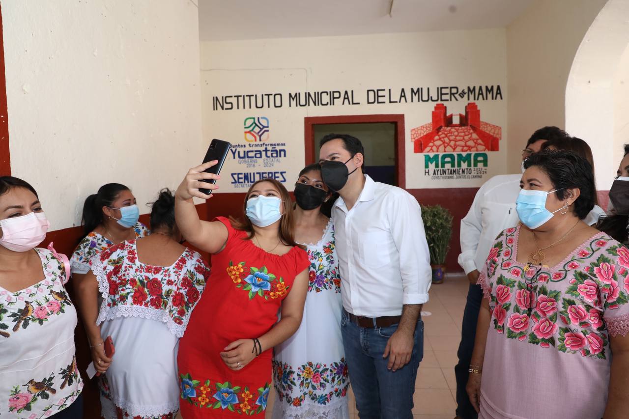Mauricio Vila inaugura en Mama el Instituto Municipal de la Mujer | Con  Acento
