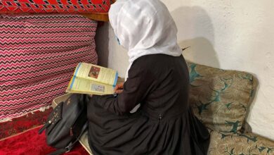 Photo of Talibanes niega regreso a clases para niñas en Afganistán