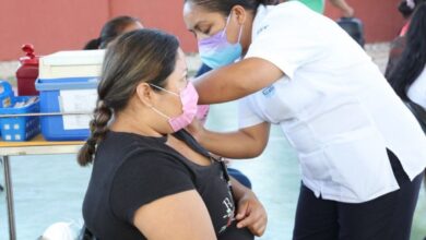 Photo of Más yucatecos de 18 a 49 años de edad reciben vacunas de refuerzo