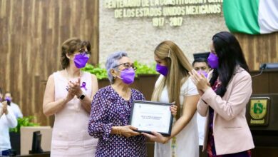 Photo of La profesora Nelly Rosa Montes de Oca y Sabido, reconocida por sus aportaciones