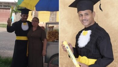 Photo of Vendedor de papas regresa a la escuela y se gradúa a los 52 años